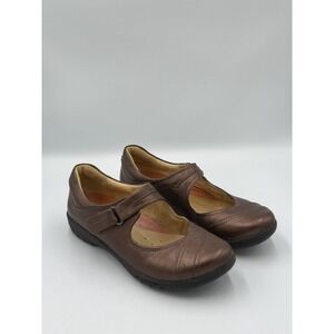 Clarks Bronze Leather Mary Jane Shoes Women's 7.5M Comfort Strap Walking Flats